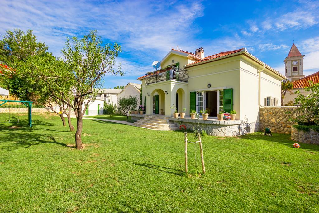 Apartment Barbina Kastelina سفيتي يوراي المظهر الخارجي الصورة